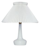 Billede af Le Klint Model 311 Bordlampe H: 48 cm - Messing 