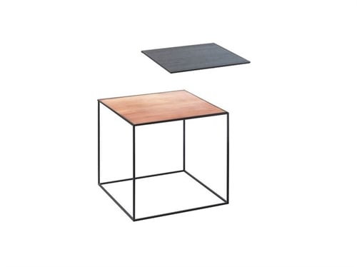 Billede af Audo Copenhagen Twin 35 Table 35x35 cm - Black Frame/ Black Stanined Copper Top 