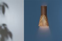 Billede af Secto Design 4231 Small Væglampe H: 45 cm - Valnød