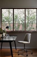 Billede af &Tradition SK5 In Between Dining Table 200x90 cm - Black Lacquered Oak