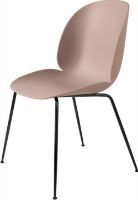 Billede af GUBI Beetle Dining Chair Conic Base - Black Base / Sweet Pink Shell 