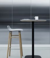Billede af Normann Copenhagen Form Barstol SH: 75cm - Grå/Eg