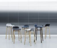 Billede af Normann Copenhagen Form Barstol SH: 75cm - Grøn/Eg