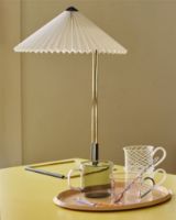 Billede af HAY Matin Table Lamp 380 Large Ø: 38 cm - White / Brass