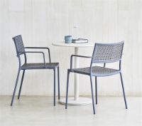 Billede af Cane-line Outdoor Less stol med armlæn - Light Grey
