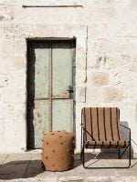 Billede af Ferm Living Desert Lounge Chair 63x77,5 cm - Black/Stripes OUTLET