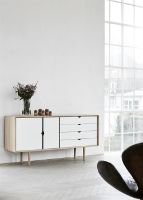 Billede af Andersen Furniture S6 Skænk 163x79 cm - Eg/Hvide Fronter