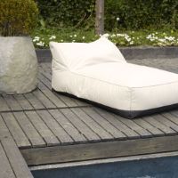Billede af NORR11 Storm Lounge Chair, Large 150x90x60 cm - Sunbrella | Linen Chalk