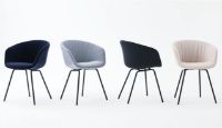 Billede af HAY AAC27 Soft About a Chair Spisebordsstol Fuldpolstret m. Armlæn SH: 46 cm - Black Powder Coated Steel/Lola Navy