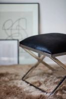 Billede af Natures Collection Stool Of Cow Hide With Stainless Steel H: 45 cm - Solid Black 