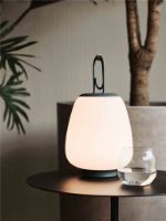 Billede af &Tradition Lucca SC51 Portable Table Lamp - Moss