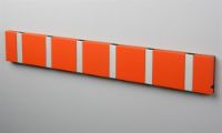 Billede af KNAX vandret 6 knagerække L: 59,4cm - Hot Orange/Grå