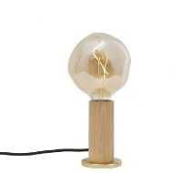 Billede af Tala Knuckle Table Lamp with Voronoi-I Bulb EU H: 26 cm - Oak/Brass  OUTLET