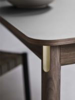 Billede af &Tradition Patch HW2 Extendable Table 240x100 cm - Smoked Oiled Oak w. Griogo Londra 0718 Fenix Nano Laminate & Brass