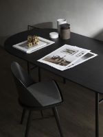 Billede af Audo Copenhagen Snaregade Dining Table Oval B: 210 cm - Black Steel / Black Oak 