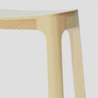 Billede af Please Wait to be Seated Crofton Stool H: 45 cm - Nordic Pine