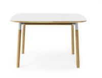 Billede af Normann Copenhagen Form Spisebord 120x120cm - Hvid/Eg