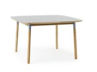 Billede af Normann Copenhagen Form Spisebord 120x120cm - Grå/Eg