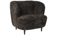 Billede af GUBI Stay Lounge Chair Fully Upholstered SH: 40 cm - Espresso/Black Stained Oak 