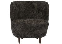 Billede af GUBI Stay Lounge Chair Fully Upholstered SH: 40 cm - Espresso/American Walnut 
