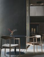 Billede af Brdr. Krüger Jari Dining Chair SH: 46 cm - Black Painted Ash / Cinnamon Leather