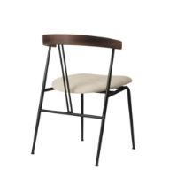 Billede af GUBI Violin Dining Chair Upholstered Seat Tempt SH: 45 cm - Oiled American Walnut / 61168