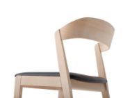 Billede af Skovby SM825 Spisebordsstol H: 77 cm - Hvidolieret Eg/Sort Læder