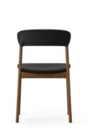 Billede af Normann Copenhagen Herit Chair Upholstery SH: 45 cm - Smoked Oak / Spectrum Leather Black 
 

