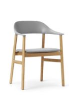 Billede af Normann Copenhagen Herit Armchair Upholstery SH: 45 cm - Oak Base/ Synergy Grey 