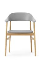 Billede af Normann Copenhagen Herit Armchair Upholstery SH: 45 cm - Oak Base/ Grey Spectrum Leather 