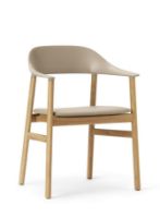 Billede af Normann Copenhagen Herit Armchair Upholstery SH: 45 cm - Oak Base/ Sand Spectrum Leather 