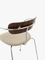 Billede af &Tradition Pavilion Chair AV4 Chrome Base SH: 46 cm - Lacquered Walnut / Vidar 333