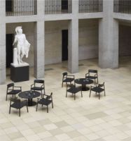 Billede af Normann Copenhagen Timb Lounge Armchair Upholstery SH: 42 cm - Black / Ultra Leather 