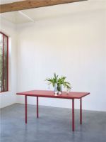 Billede af HAY Two Colour Table 200x90 cm - Maroon Red Powder / Red 