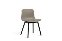 Billede af HAY AAC 12 About A Chair SH: 46 - Black Lacquered Solid Oak/Khaki