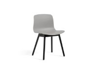 Billede af HAY AAC 12 About A Chair SH: 46 - Black Lacquered Solid Oak/Concrete Grey