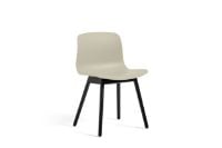 Billede af HAY AAC 12 About A Chair SH: 46 - Black Lacquered Solid Oak/Pastel Green