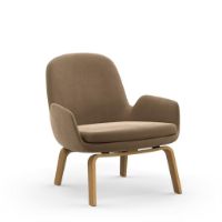 Billede af Normann Copenhagen Era Lounge Chair Low Oak SH: 40 cm - City Velvet Vol 2 / 077