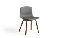 Billede af HAY AAC 13 About A Chair SH: 46 cm - Lacquered Solid Walnut/Remix 152