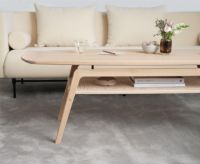 Billede af Warm Nordic Surfboard Coffee Table W. Shelf L: 152 cm - White Oiled Solid Oak 