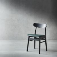 Billede af Findahl by Hammel MOSBØL Spisebordsstol SH: 47 cm - Sortlakeret Eg/Grøn Sydney Læder