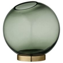 Billede af AYTM Globe Vase Ø: 17 cm - Forest/Gold