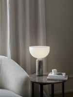 Billede af New Works Kizu Table Lamp Ø: 25 cm - Gris du Marais / White Acrylic