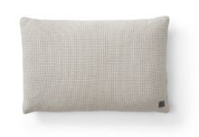 Billede af &Tradition Collect SC48 Weave Cushion 40x60 cm - Almondct SC28 Weave Cushion 50x50 cm - Almond