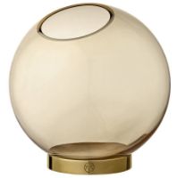 Billede af AYTM Globe Vase Ø: 17 cm - Amber/Gold

