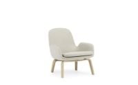 Billede af Normann Copenhagen Era Lounge Chair Low Oak SH: 40 cm - Main Line Flax / MLF20 Upminster Sand