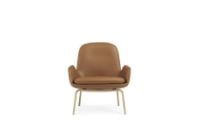 Billede af Normann Copenhagen Era Lounge Chair Low Oak SH: 40 cm - Ultra Leather / Brandy 41574