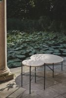 Billede af GUBI TS Outdoor Coffee Table Ø: 80 cm - White/Steel