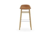 Billede af Normann Copenhagen Form Barstol SH: 75cm - Brandy Læder/Eg