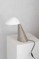 Billede af Fredericia Furniture 8110 Fellow Lampe - Dark Atlantico Limestone